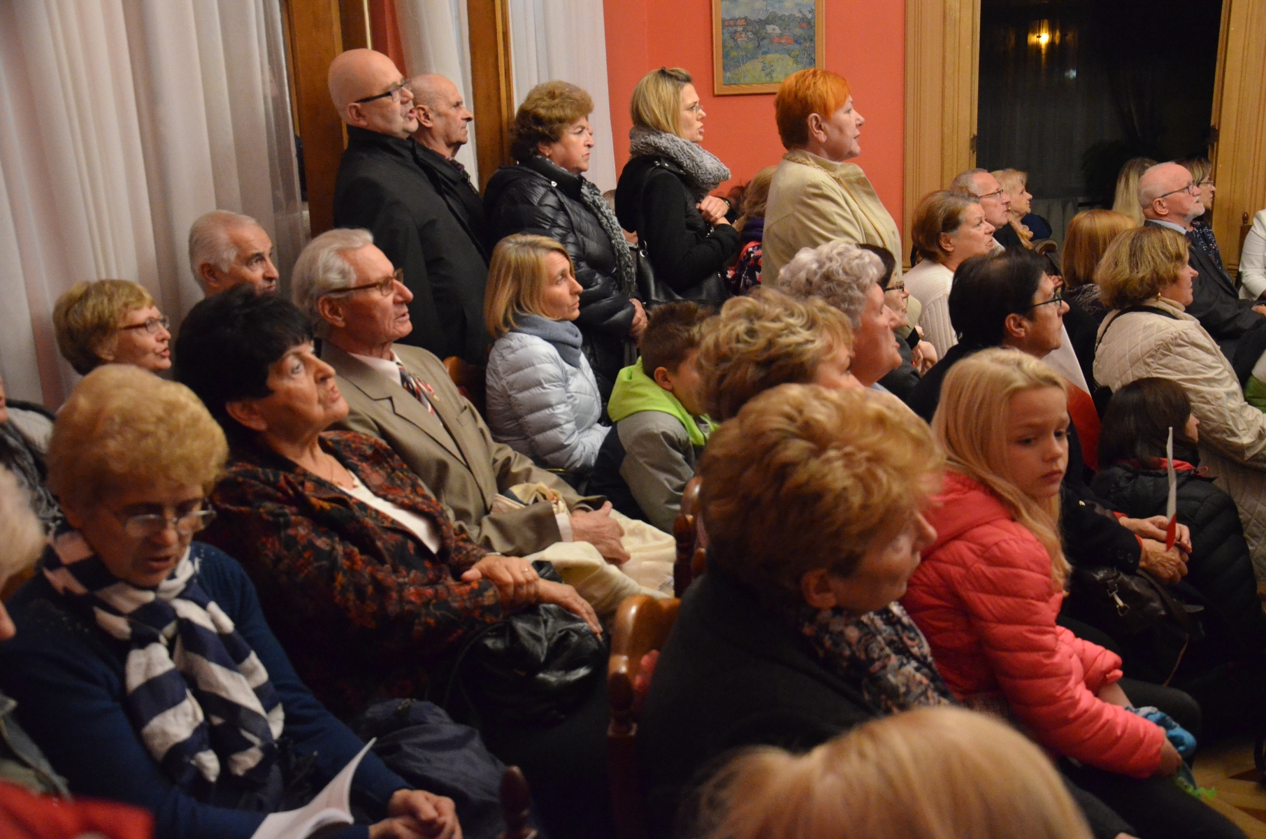 Mielczanie zaśpiewali sto pieśni na stulecie niepodległości [FOTO, VIDEO] - Zdjęcie główne