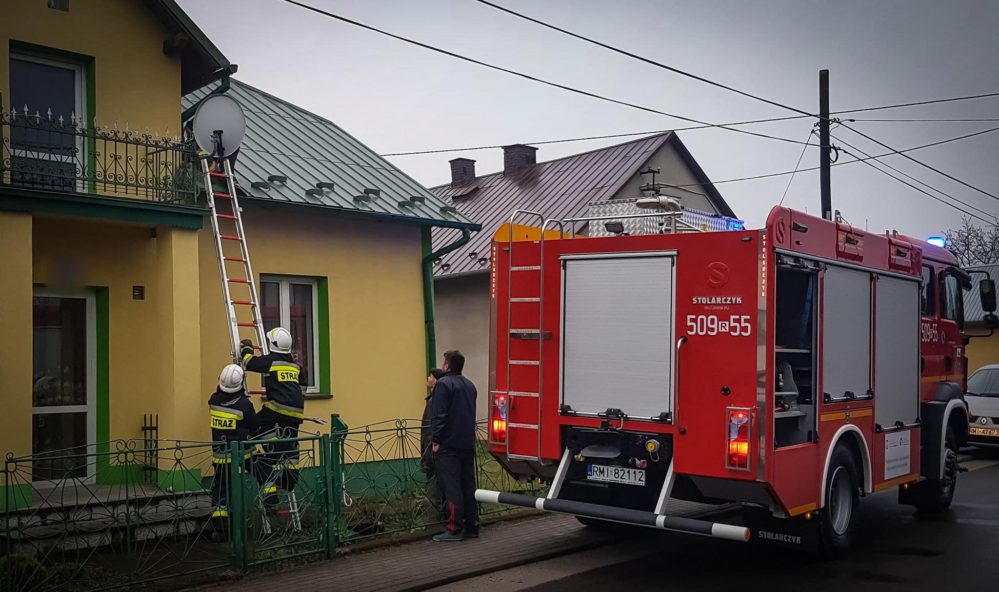 Starsza kobieta uwięziona we własnym domu. Pomogli strażacy z Padwi Narodowej [ZDJĘCIA] - Zdjęcie główne