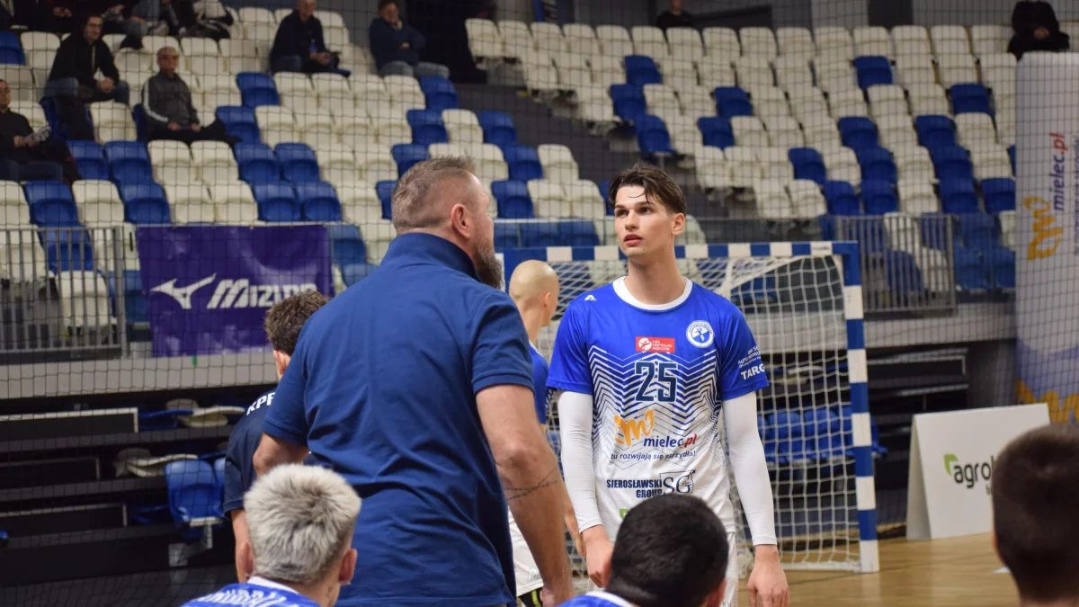 Handball Stal Mielec kontynuuje zwycięską passę – pokonali Jurand Ciechanów - Zdjęcie główne