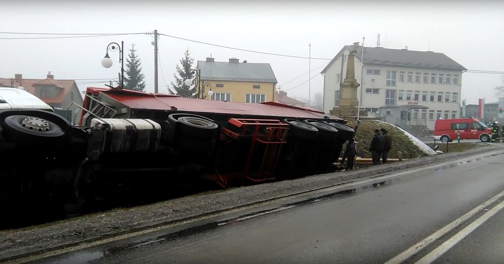 [FILM] Utrudnienia na trasie Mielec-Tarnobrzeg! - Zdjęcie główne