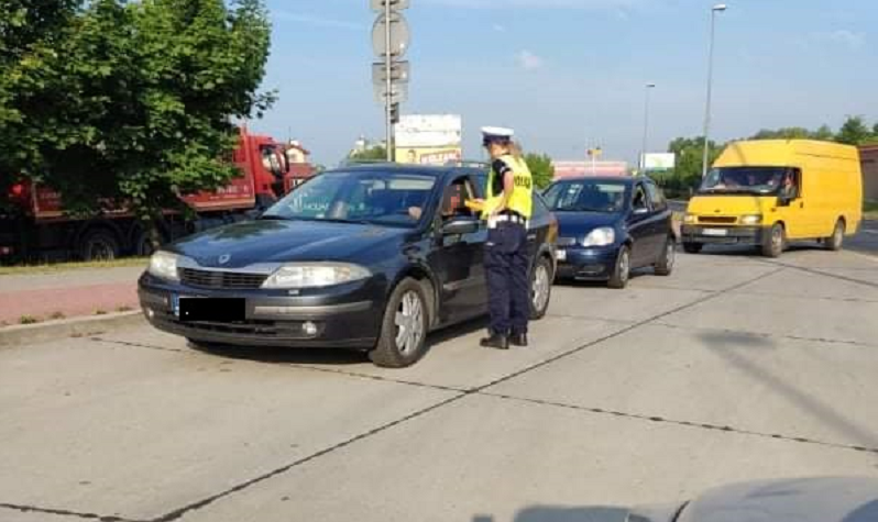 Akcja "Trzeźwy poranek".  Zatrzymani dwaj pijani kierowcy - Zdjęcie główne