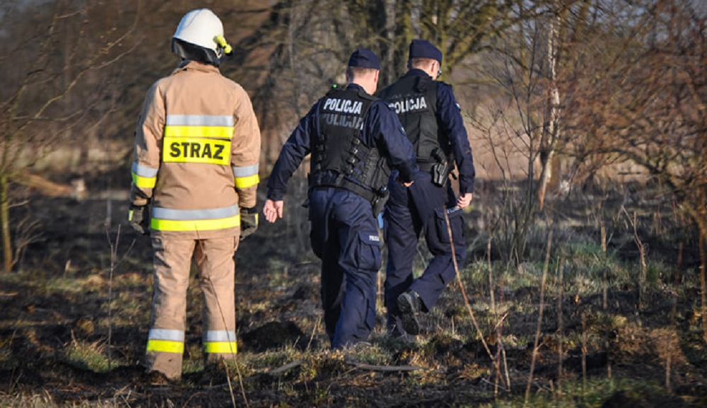 Uwaga: Za wypalanie traw grożą kary i cofnięcie dopłat - Zdjęcie główne