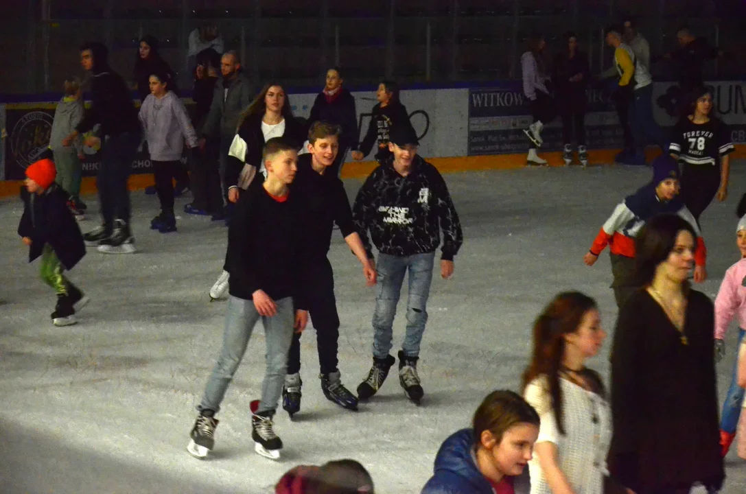 Zatańcz na lodzie! Disco Lodowisko w Mielcu [ZAPOWIEDŹ] - Zdjęcie główne