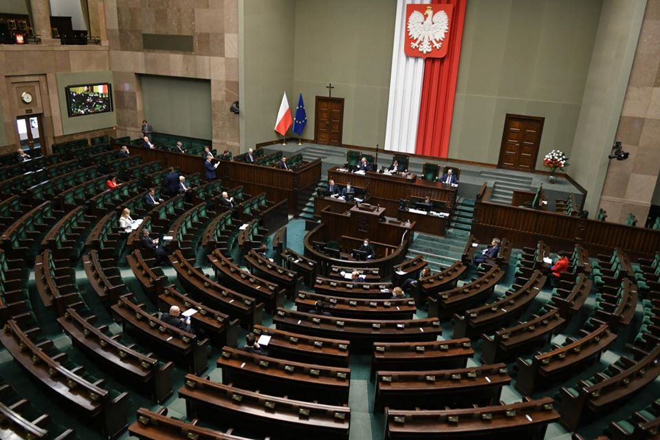 Sejm przeciw większości poprawek Senatu do nowelizacji ustaw zdrowotnych - Zdjęcie główne