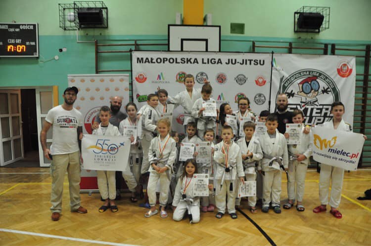 Sukata Team zdobywa 19 trofeów na zawodach w Krakowie - Zdjęcie główne