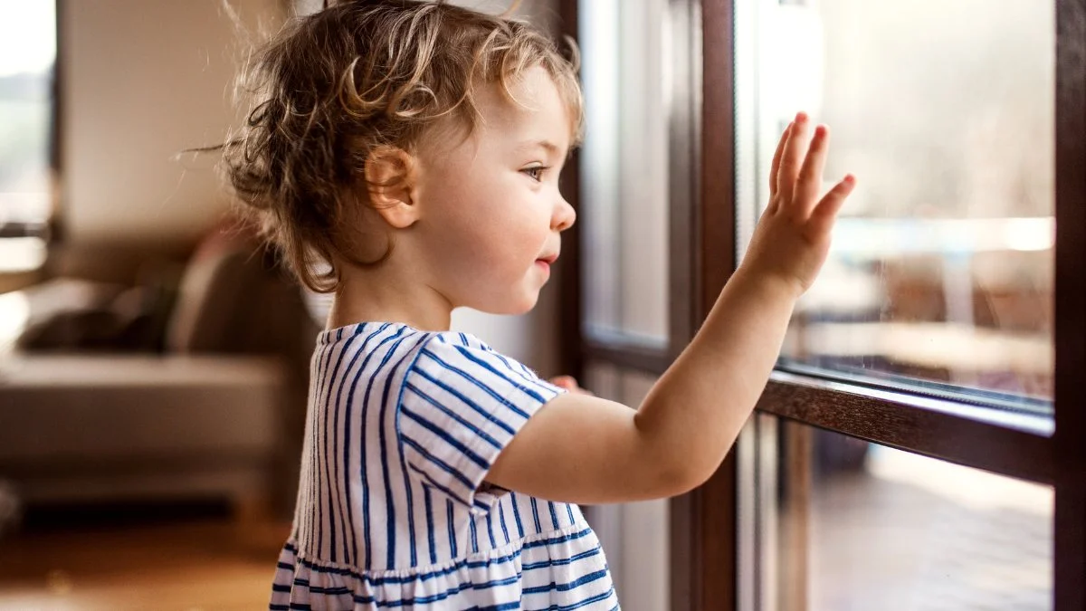 Jakie okna będą bezpieczne dla dzieci? - Zdjęcie główne
