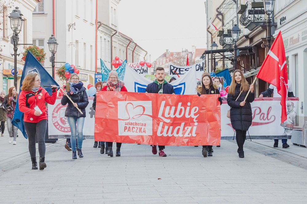 Spraw by święta były pięknie dla wszystkich! Szlachetna Paczka także w Mielcu - Zdjęcie główne