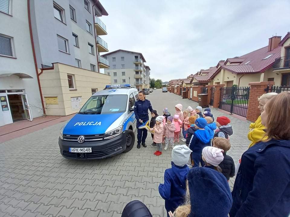 Policjanci w mieleckich szkołach. Wrześniowe działania profilaktyczne - Zdjęcie główne