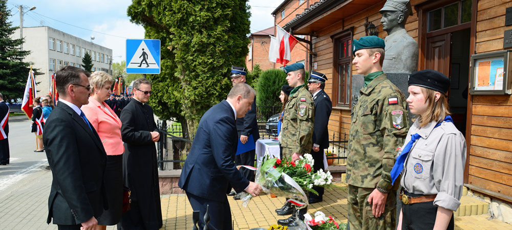 Święto konstytucji i strażaków - Zdjęcie główne