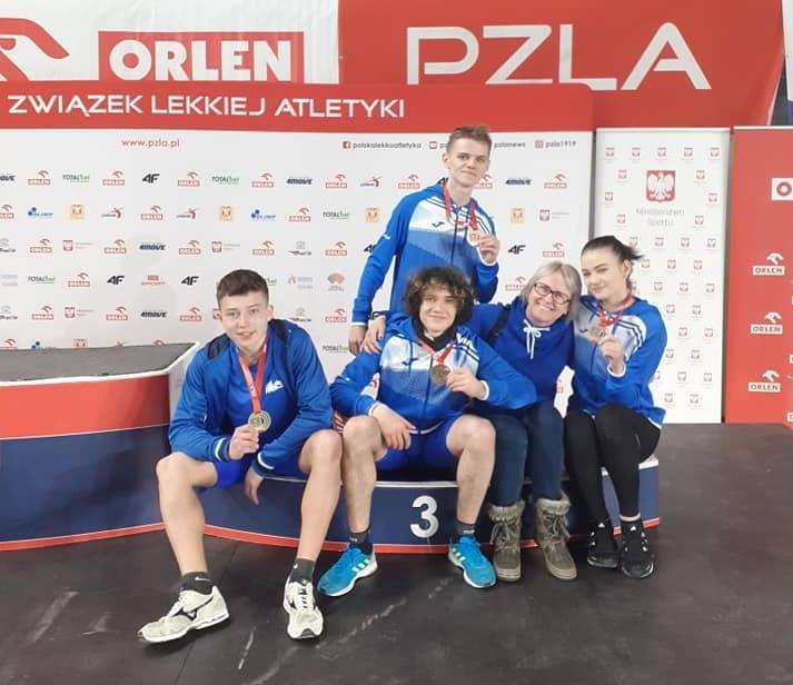 Lekkoatletyczny Klub Sportowy Stal Mielec znalazł się na piątym miejscu w klasyfikacji medalowej klubów zdobywając łącznie siedem medali. 