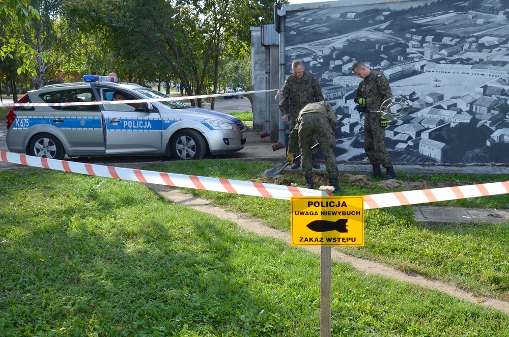 Pocisk artyleryjski znaleźli na Smoczce - Zdjęcie główne