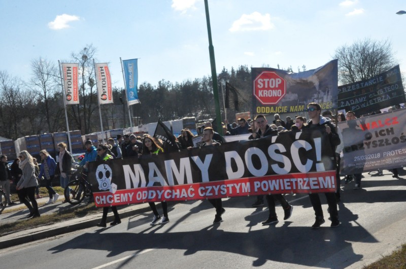 W niedzielę druga manifestacja mieszkańców regionu w sprawie mieleckiego powietrza - Zdjęcie główne