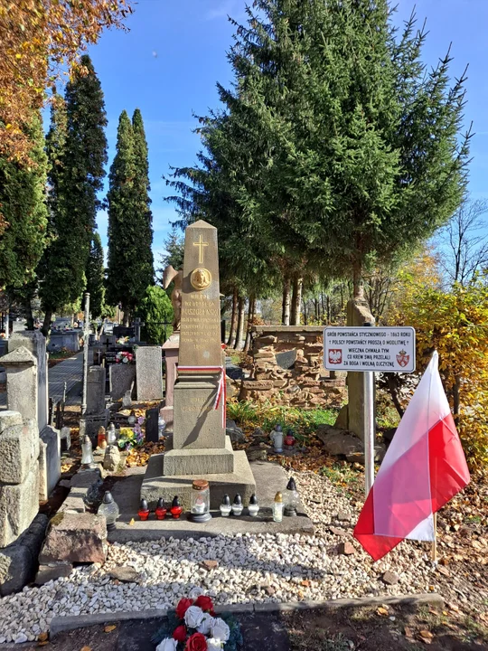 Powstańcy styczniowi upamiętnieni na cmentarzach w Mielcu i Przecławiu - Zdjęcie główne