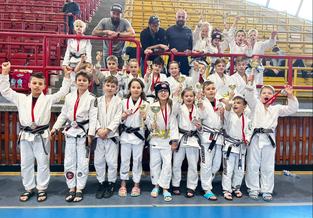 Mielecki klub Team Sukata Poland z workiem medali na turnieju BJJ w Stalowej Woli   - Zdjęcie główne