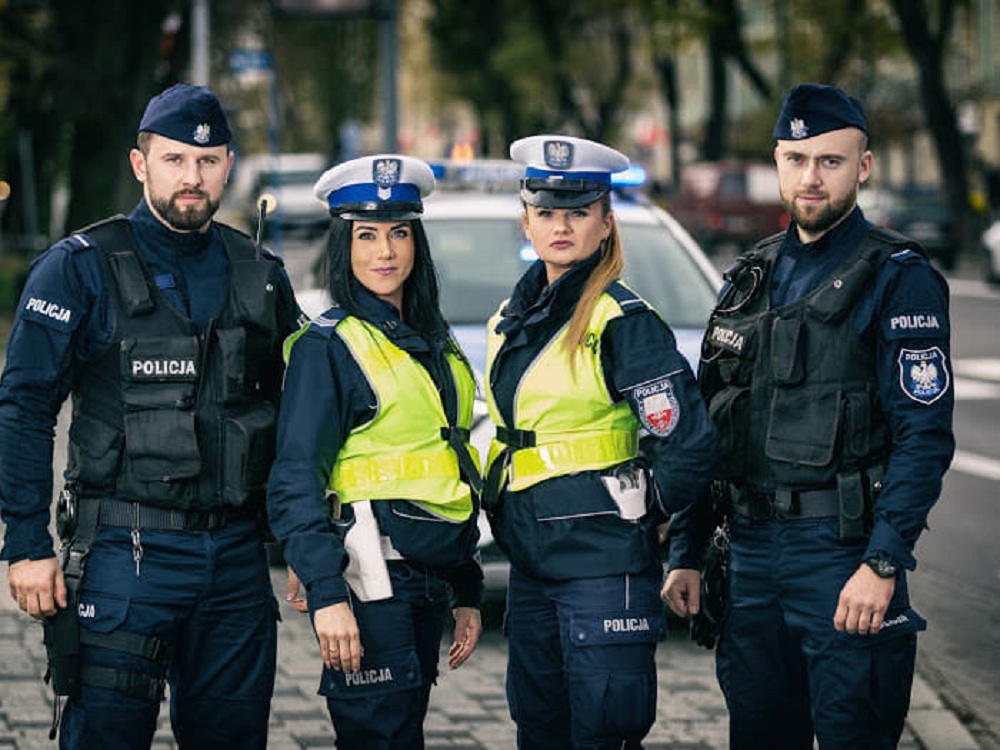  Uzbierano ponad 12 tys zł. Akcje wsparły rownież mieleckie policjantki!  [FOTO] - Zdjęcie główne