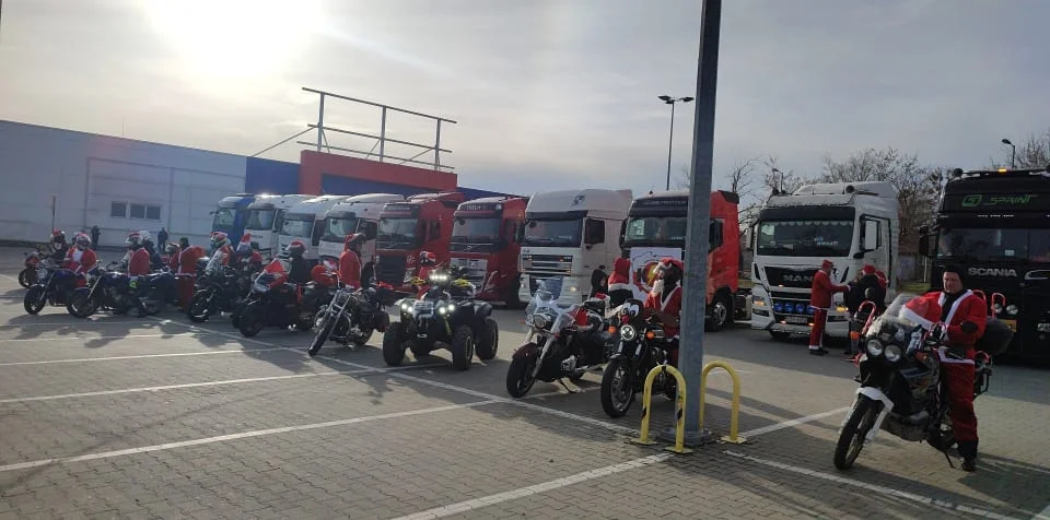 Mielec. Mikołaje na motocyklach pomogli po raz kolejny [ZDJĘCIA-WIDEO] - Zdjęcie główne