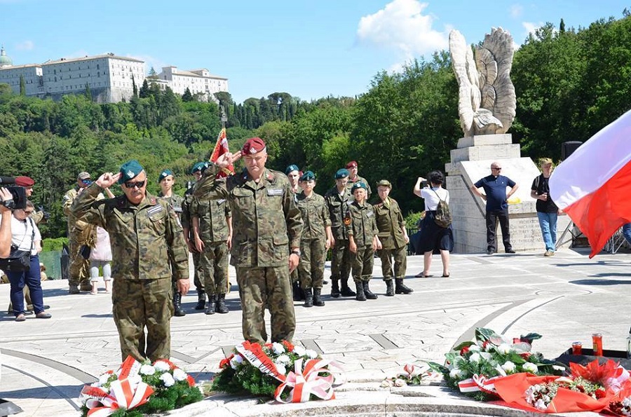 Strzelcy z Mielca w oficjalnej delegacji jednostek strzeleckich do Włoch. Odwiedzili Rzym i Monte Cassino [FOTO] - Zdjęcie główne