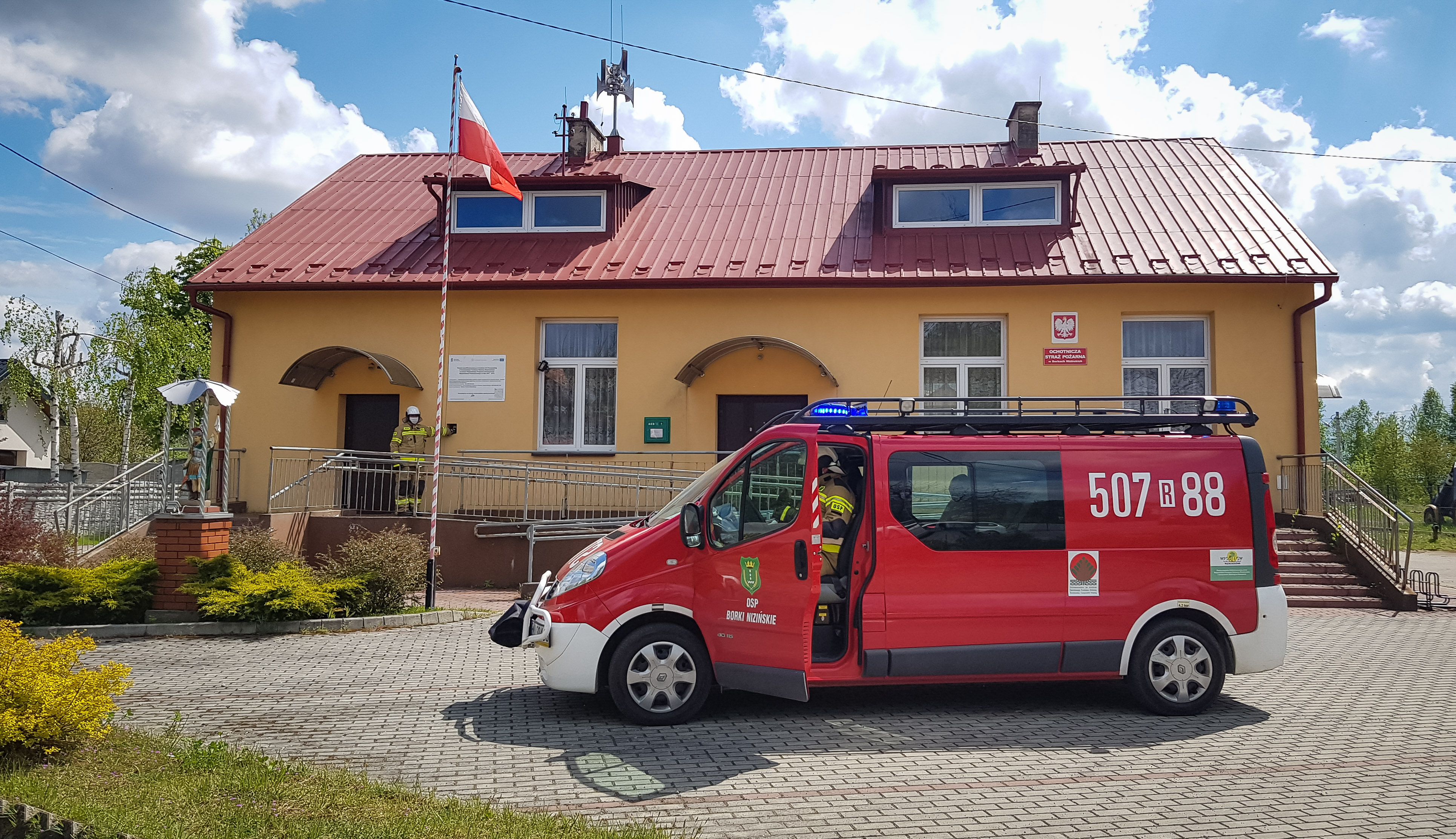 #SYRENADLASTRAŻAKÓW. Akcja na Dzień Strażaka! [FOTO, VIDEO] - Zdjęcie główne