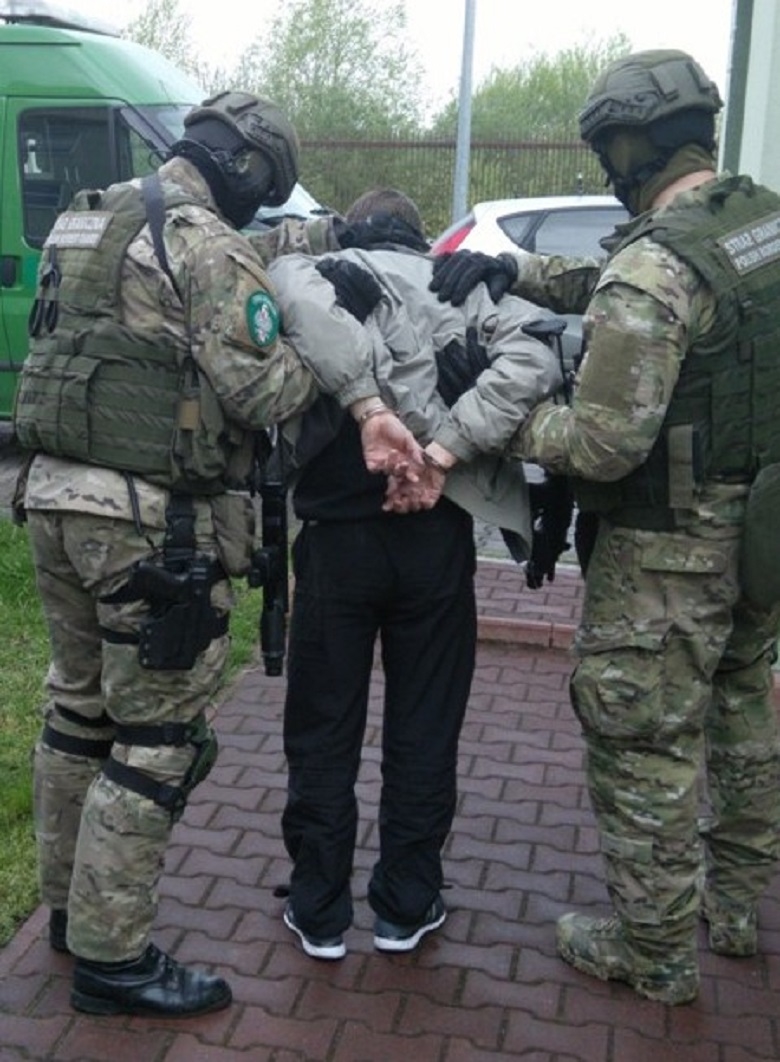 W Korczowej zatrzymano przemytnika ludzi ściganego Europejskim Nakazem Aresztowania - Zdjęcie główne