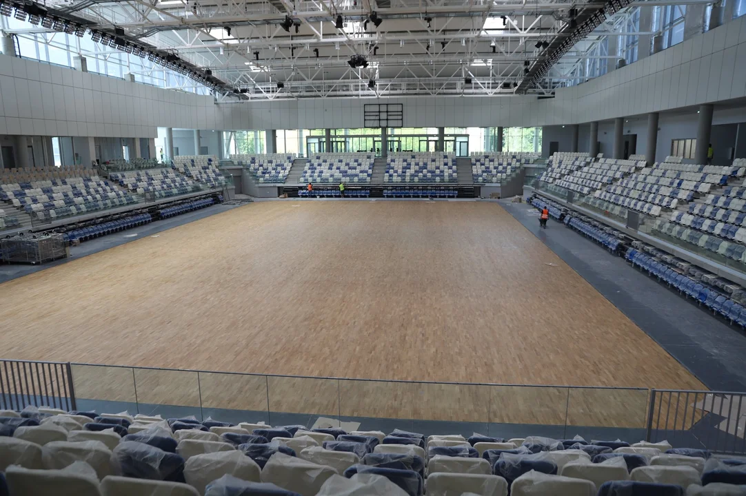 Nowa hala sportowa w Mielcu. Zobacz jak wygląda w środku [ZDJĘCIA] - Zdjęcie główne