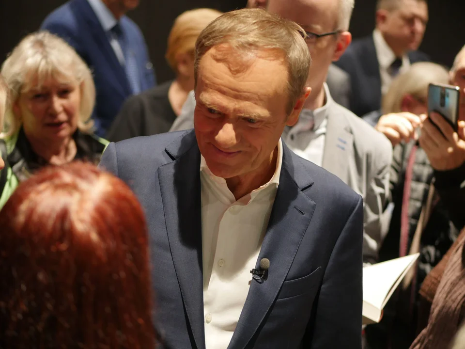 Donald Tusk w Mielcu. Spotkał się z mieszkańcami [ZDJĘCIA,VIDEO] - Zdjęcie główne