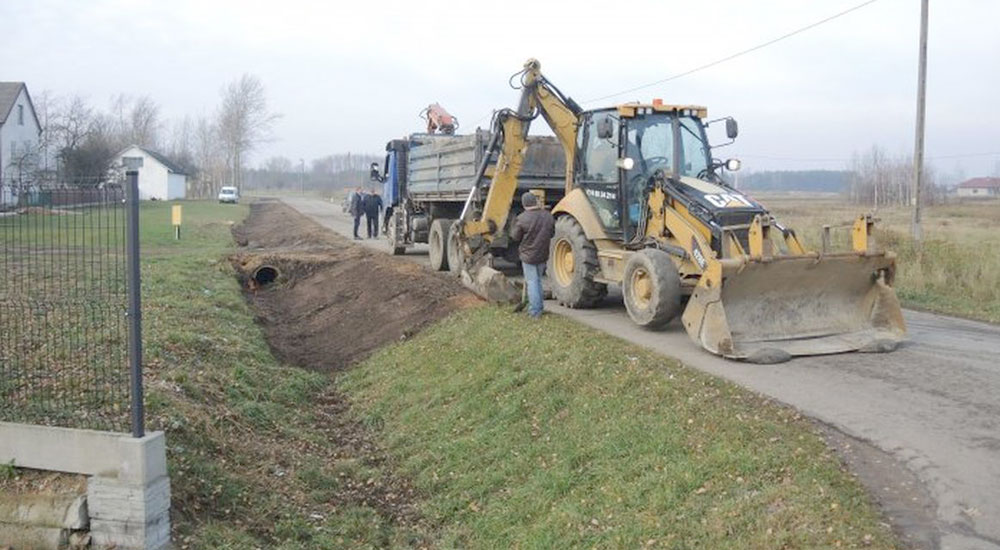 Zarównie i Zachwiejów w budowie - Zdjęcie główne