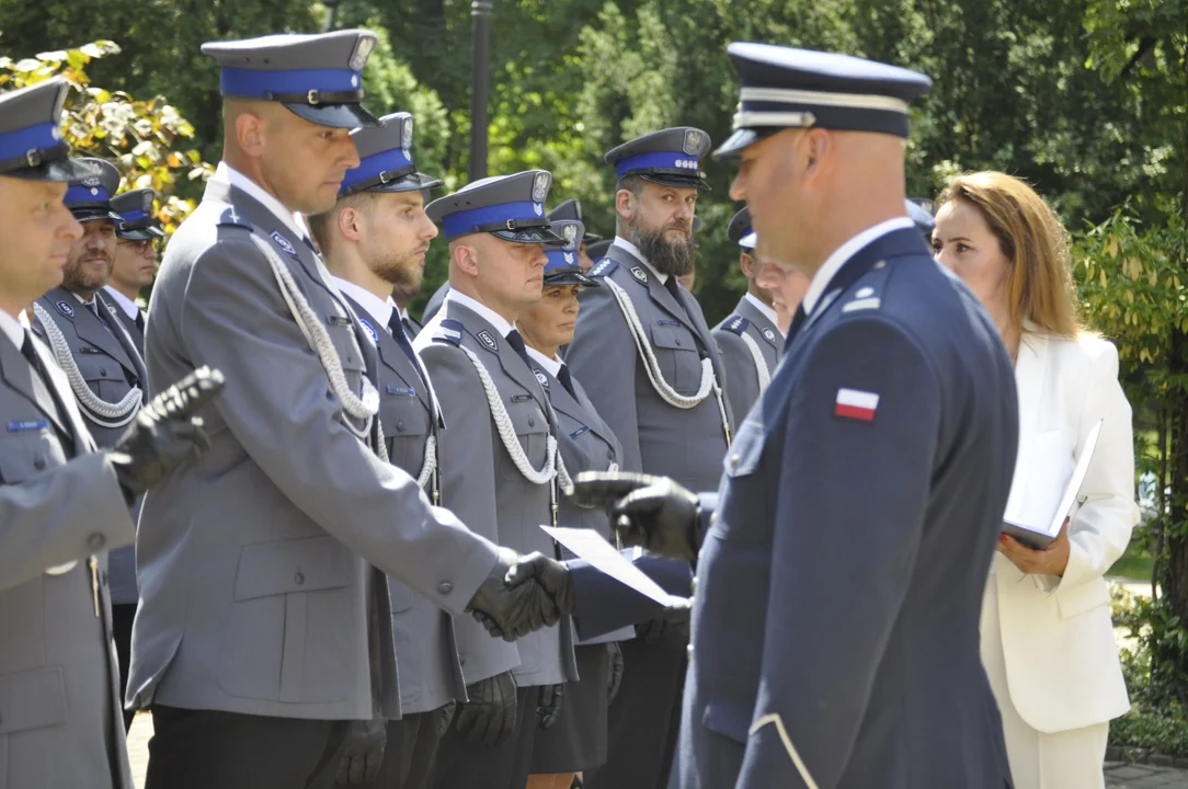 Awanse dla mieleckich policjantów [ZDJĘCIA] - Zdjęcie główne