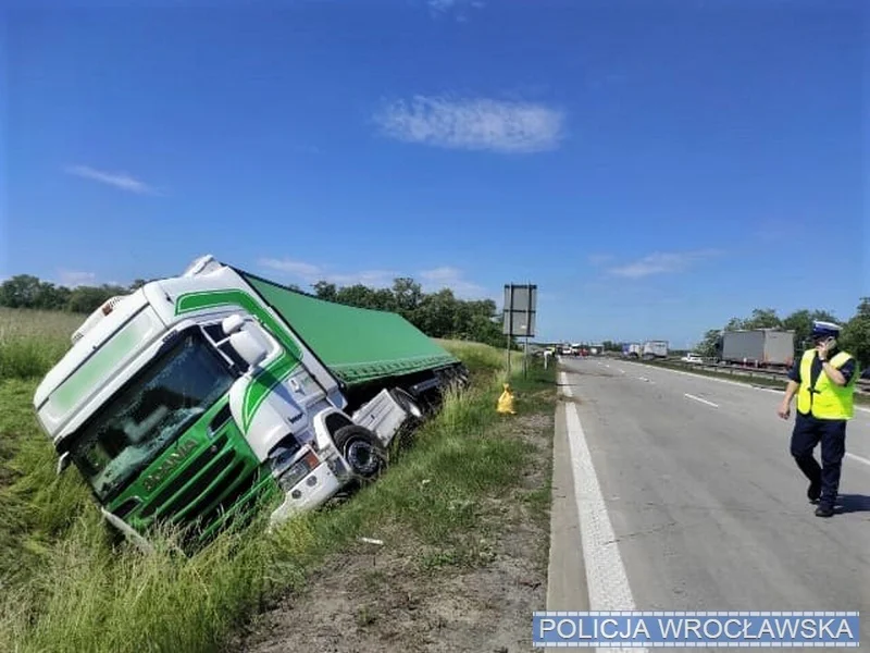 Tragedia pod Wrocławiem. Zginął kierowca z powiatu mieleckiego [ZDJĘCIA] - Zdjęcie główne