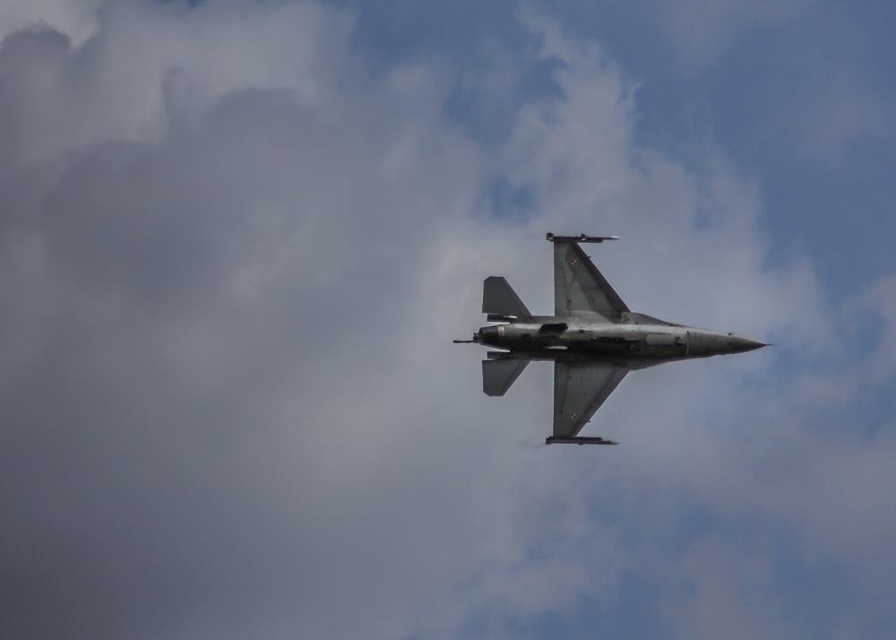 F16 już jutro na pokazach, a dziś nad Mielcem! [VIDEO] - Zdjęcie główne