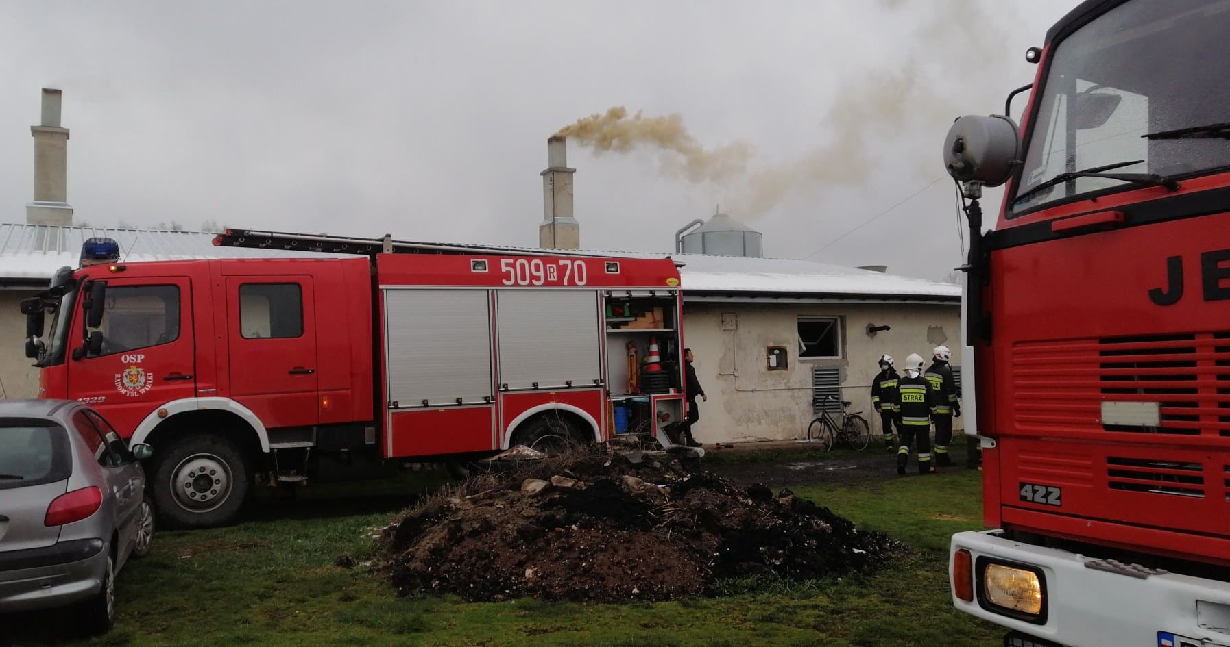 Strażacy otrzymali zgłoszenie o pożarze kurnika - Zdjęcie główne