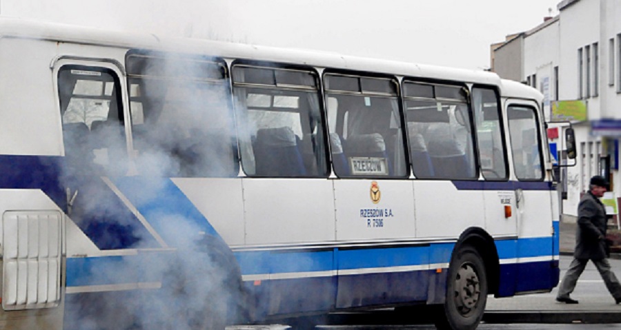 PKS Rzeszów zawiesza i likwiduje kilkadziesiąt kursów. Tymi autobusami już nie pojedziemy - Zdjęcie główne