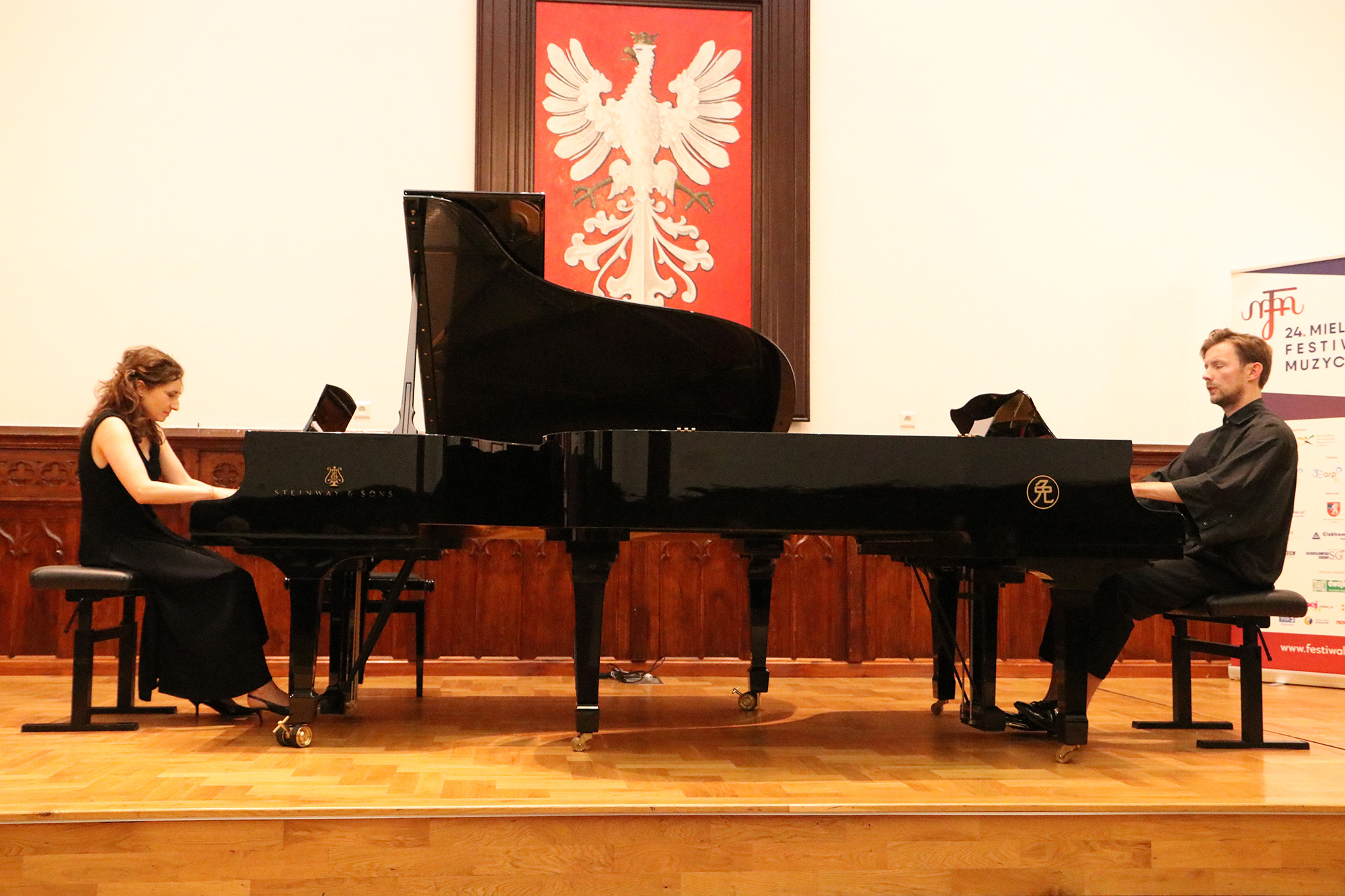 Mielec: Duo fortepianowe w Sali Królewskiej [ZDJĘCIA] - Zdjęcie główne