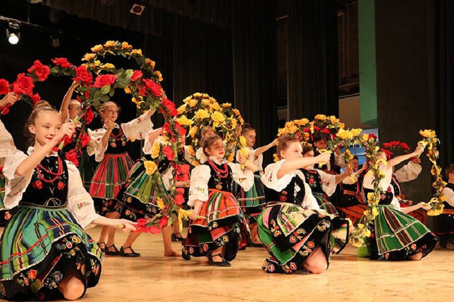 Kilkudziesięciu młodych tancerzy na scenie SCK. Znamy wyniki konkursu "DANCE" 2018 - Zdjęcie główne