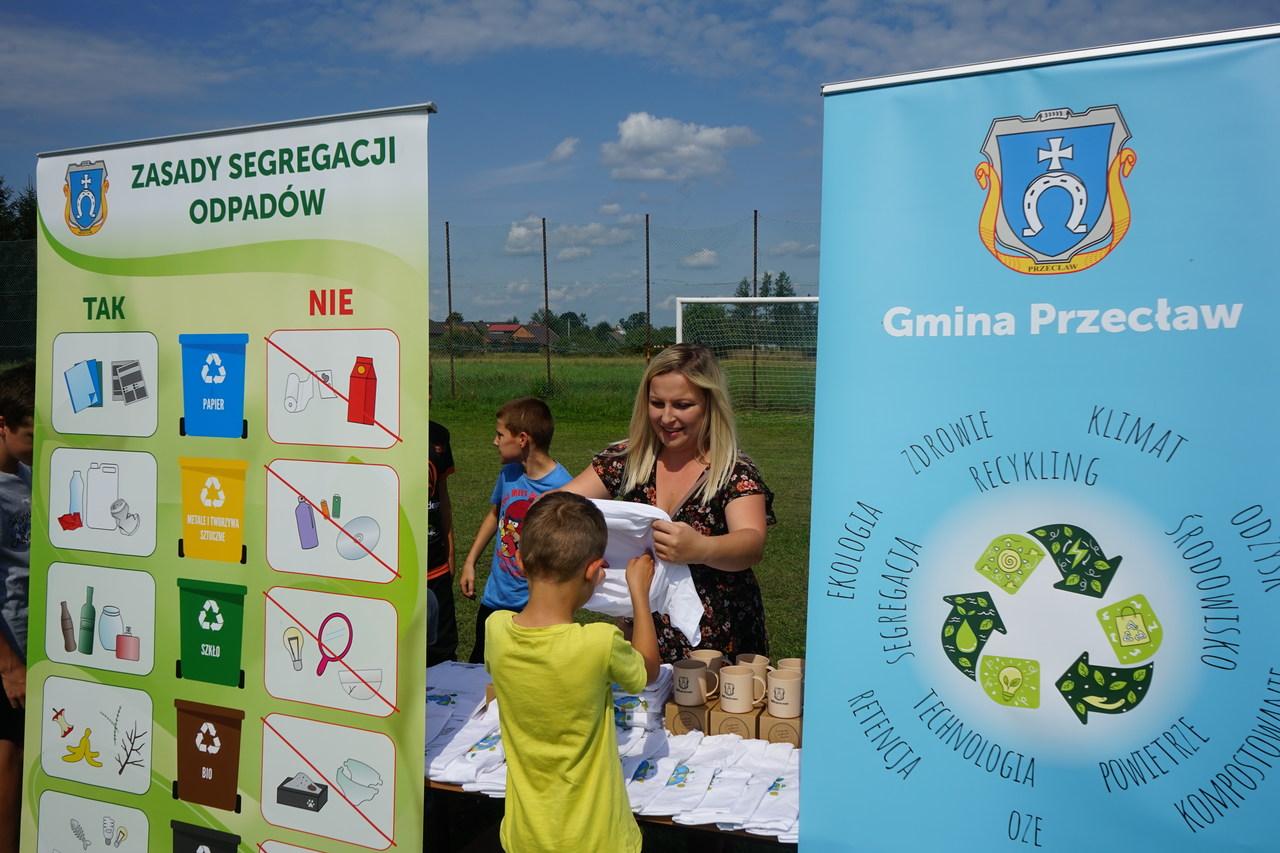 Piknik rodzinny w Tuszymie. Turniej, atrakcje i szczepienia [ZDJĘCIA]