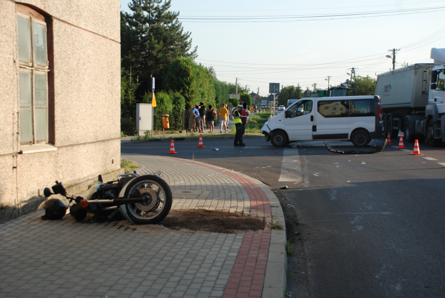 Z Podkarpacia. 63-letni motocyklista potrącony, bo nie ustąpiono mu pierwszeństwa [FOTO] - Zdjęcie główne