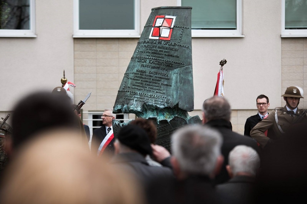 W Rzeszowie oddano hołd ofiarom katastrofy smoleńskiej - Zdjęcie główne