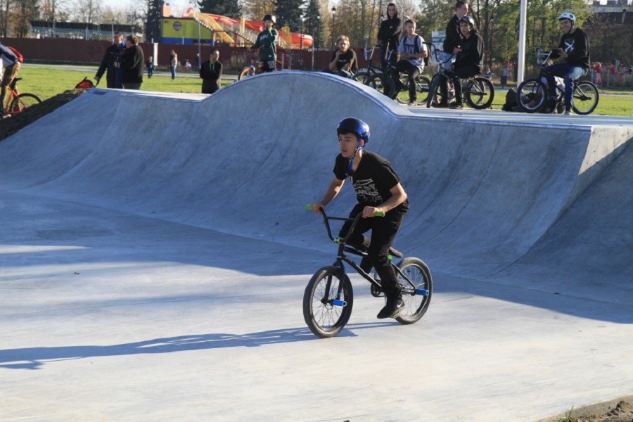 Władze Miasta ostrzegają! - Zachowajmy ostrożność na skateparku!" - Zdjęcie główne