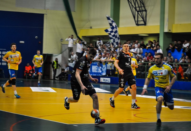 SPR Stal Mielec – PGE VIVE Kielce 28:39 (16:20) [FOTO] - Zdjęcie główne