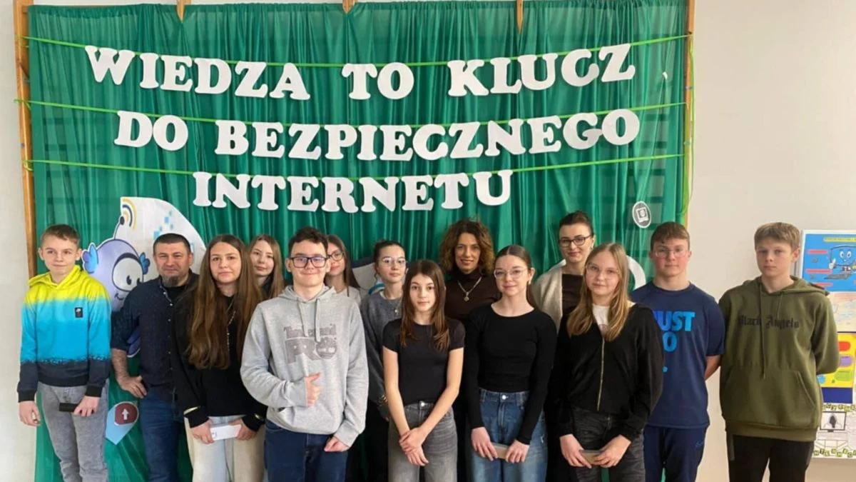 Internetowe pułapki. Co wiedzieć i czego nie robić w sieci - konkurs w SP w Przecławiu [ZDJĘCIA] - Zdjęcie główne