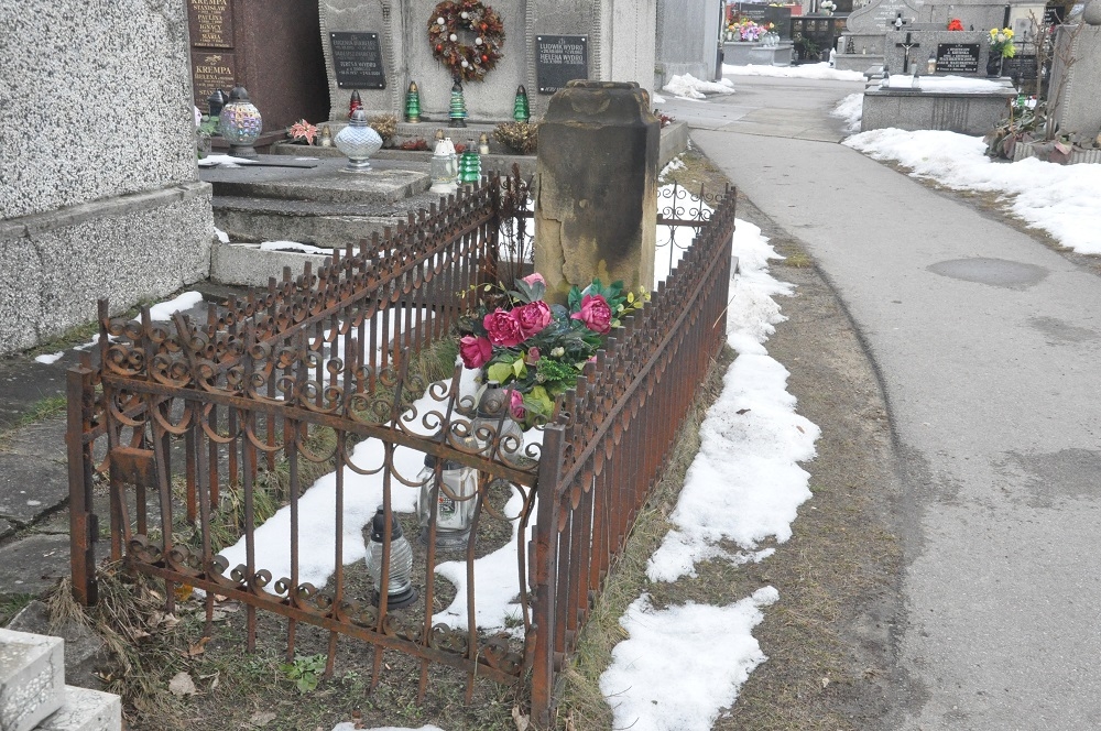 Historycy apelują - Ratujmy zabytkowe groby w Mielcu!  - Zdjęcie główne