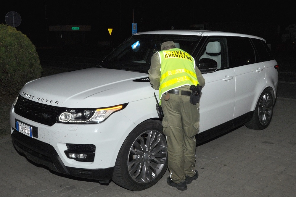 Chciał wywieźć skradzione luksusowe auto za granicę - Zdjęcie główne