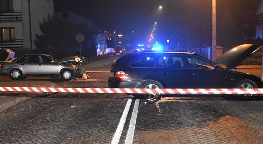 PO SĄSIEDZKU. 5 osób rannych, w tym dzieci - uderzyło w nie BMW [FOTO] - Zdjęcie główne