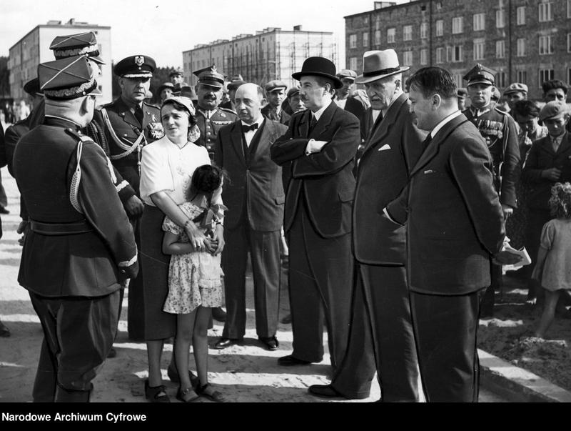 Wizyta prezydenta RP Ignacego Mościckiego w Państwowych Zakładach Lotniczych w Mielcu 1939