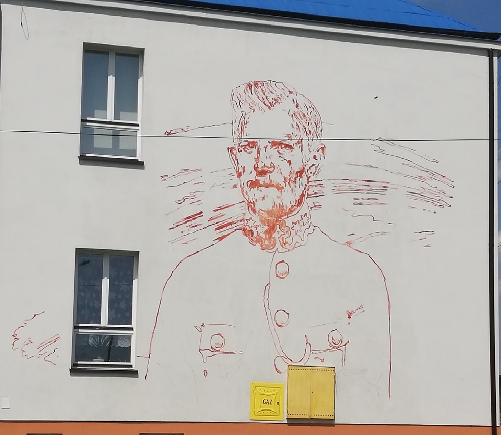 Portret bohatera na szkole! Wspaniały mural powstaje w Książnicach - Zdjęcie główne