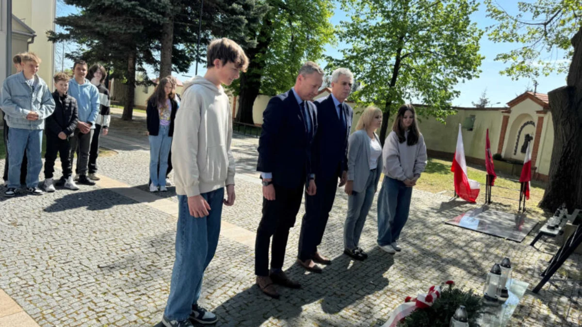 Dzień Pamięci Ofiar Zbrodni Katyńskiej w Mielcu [ZDJĘCIA] - Zdjęcie główne