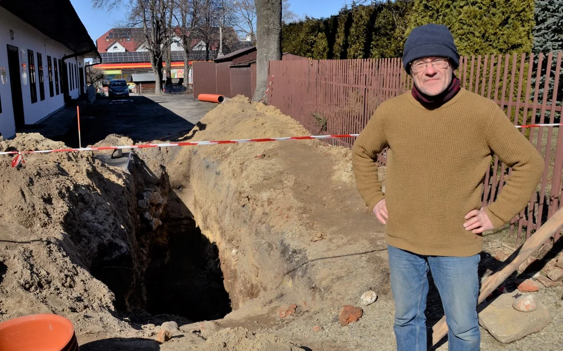 Niezwykłe odkrycie archeologiczne w Kolbuszowej. Archeolog: to cenne kamienie [ZDJĘCIA] - Zdjęcie główne