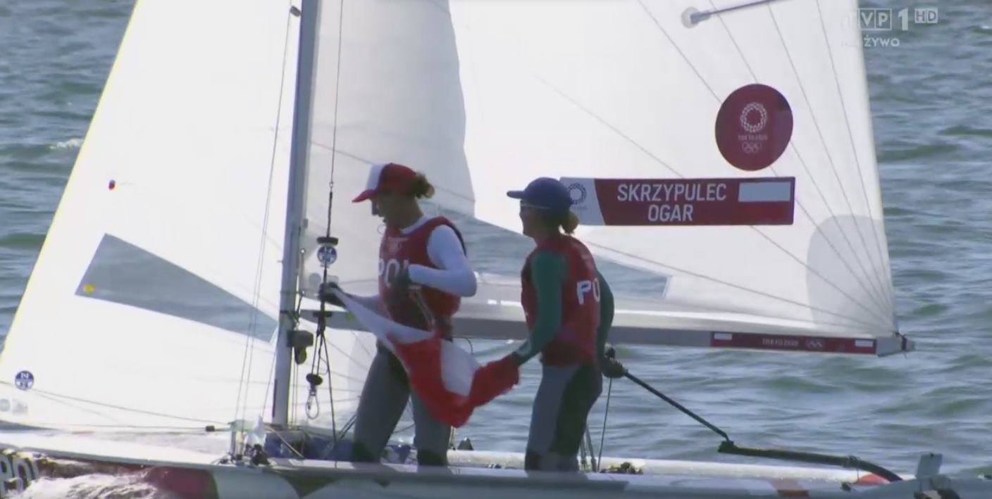 Udany finisz żeglarek! Srebrny medal Agnieszki Skrzypulec i Jolanty Ogar [ZDJĘCIA] - Zdjęcie główne