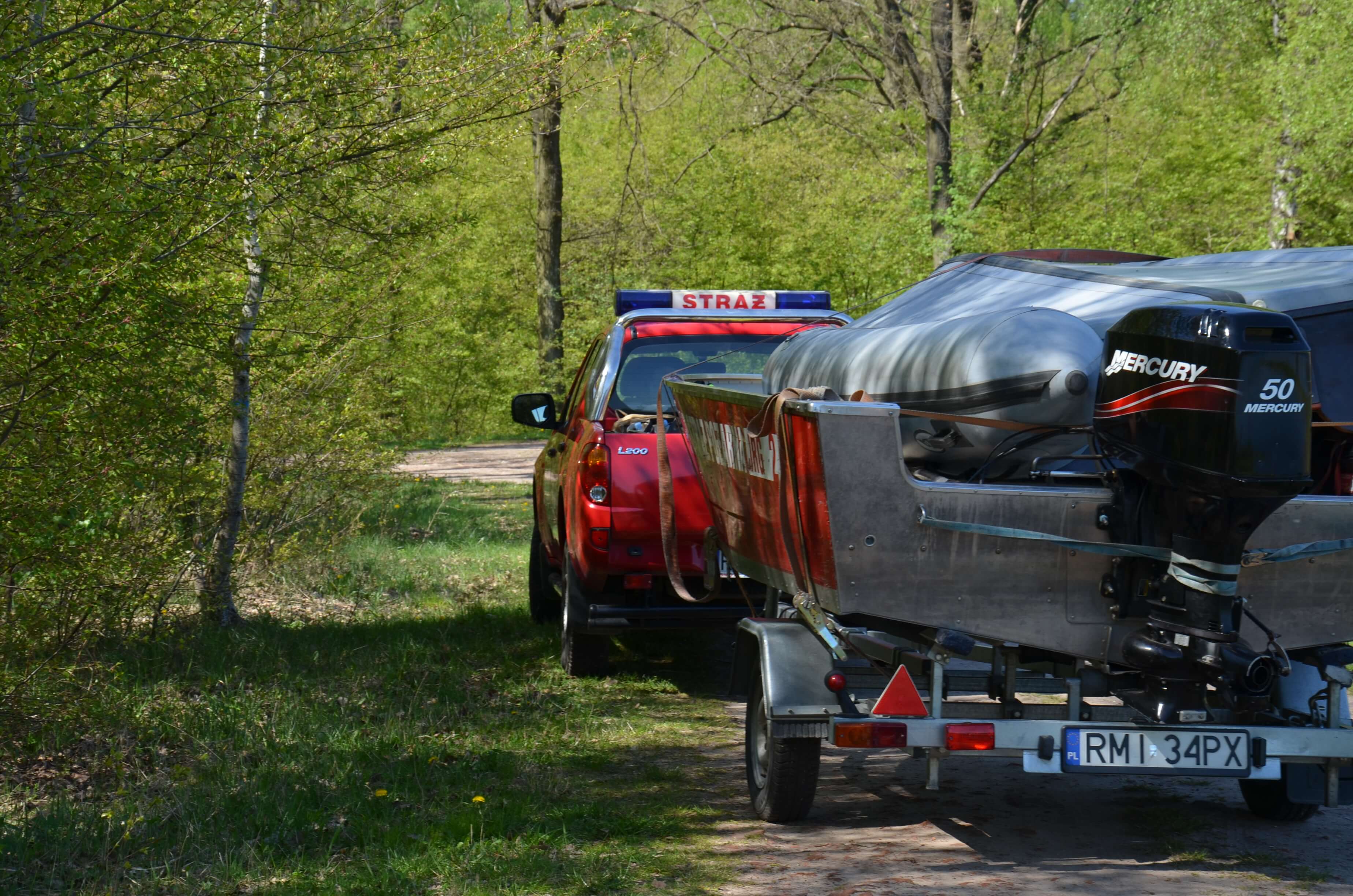 Na miejscu zdarzenia przeprowadzono czynności policyjne pod nadzorem prokuratora, które potwierdziły, że jest to ciało zaginionego 16 stycznia br. mieszkańca Mielca.