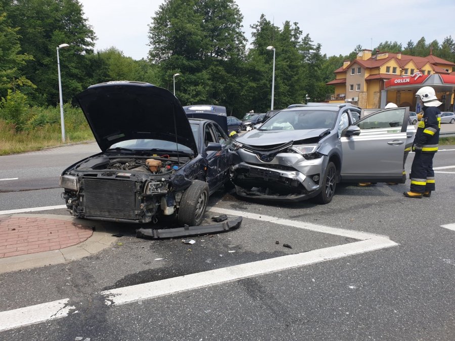 Z PODKARPACIA. Kierowca uciekł z miejsca wypadku. Zaraz powrócił  - Zdjęcie główne