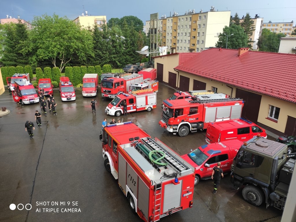Z Podkarpacia. Setki strażaków ruszyło na pomoc powodzianom! Zobacz zdjęcia! [FOTO] - Zdjęcie główne